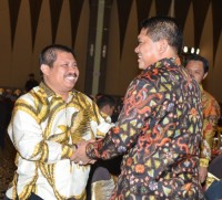 Amril Hadiri Kenal Pamit Kapolda Riau