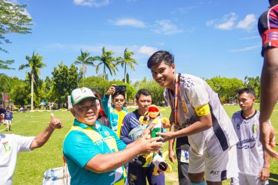 Cabor Bergengsi, Tim Sepakbola Kampar Kembali Juara