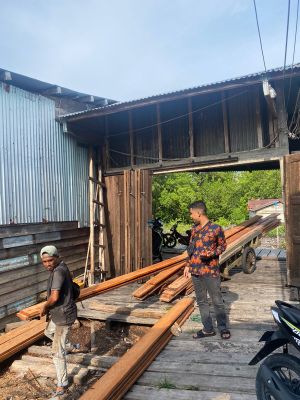 Galangan Kapal Milik Asiong/Susanto Diduga Tampung Bahan Ilegal