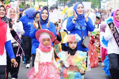 Meriahkan CFD, Bunda Paud Lounching Gerakan Transisi Paud ke SD