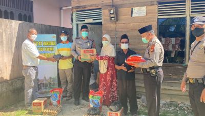 Polsek Mandau adakan Giat Rutin di Rumah Warga Kurang Mampu