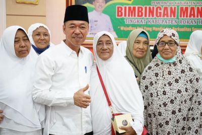 Tutup Manasik Tingkat Kabupaten, Bupati Rohil Akan Berikan Pelayanan Maksimal